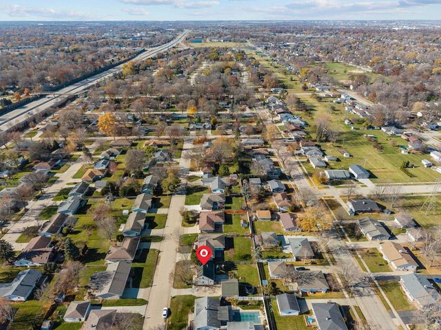 1120 E LAYTON AVENUE, Appleton, WI 54915