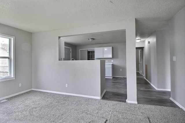 2602 N Minnesota Ave, Wichita, KS 67219