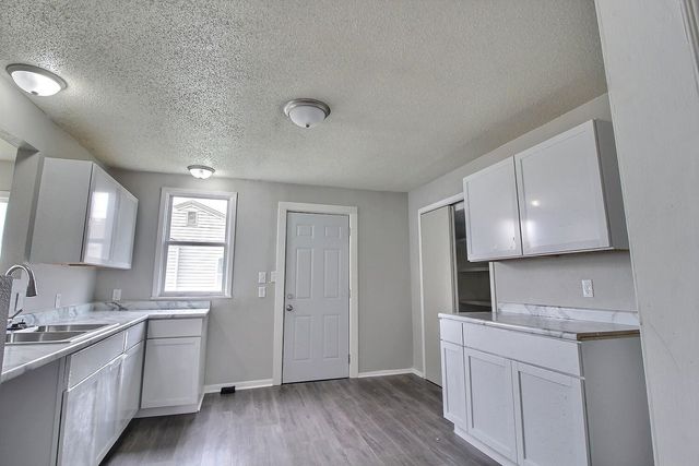 2602 N Minnesota Ave, Wichita, KS 67219