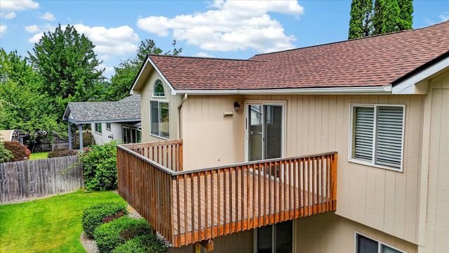 1021 N Drury Ct, Liberty Lake, WA 99019