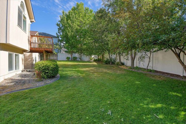 1021 N Drury Ct, Liberty Lake, WA 99019