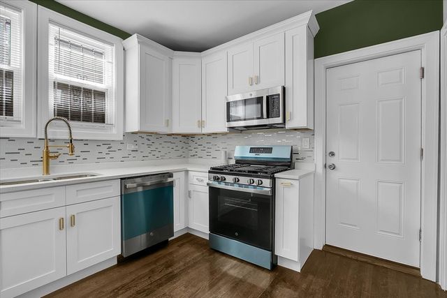 7320 S Oakley Avenue, Chicago, IL 60636