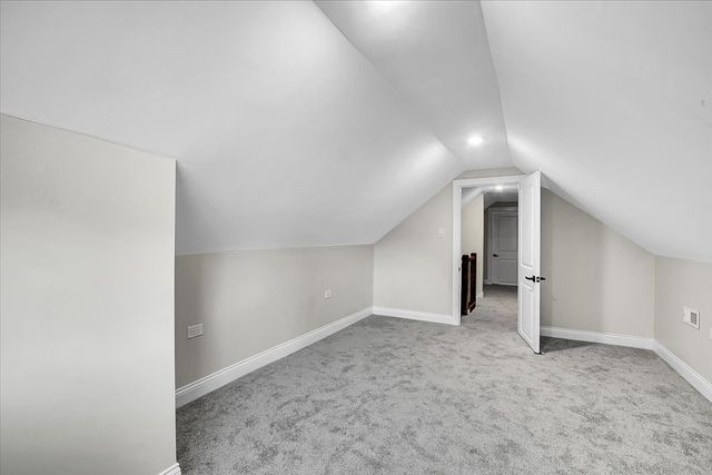7320 S Oakley Avenue, Chicago, IL 60636