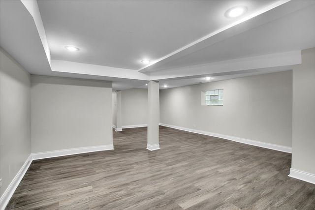 7320 S Oakley Avenue, Chicago, IL 60636