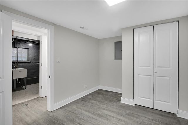 7320 S Oakley Avenue, Chicago, IL 60636