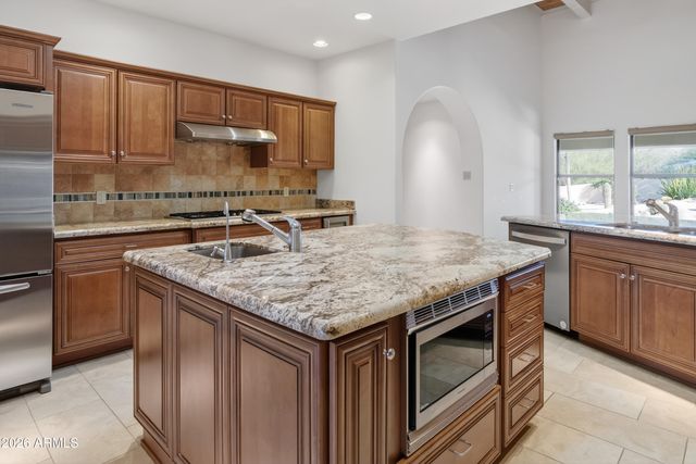 9533 E ROMPING Road, Carefree, AZ 85377