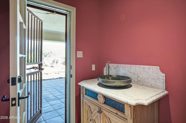 9533 E ROMPING Road, Carefree, AZ 85377