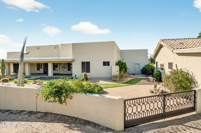9533 E ROMPING Road, Carefree, AZ 85377
