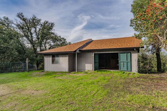 13171 Ridge Ct, Sutter Creek, CA 95685