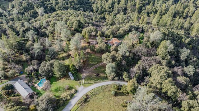 13171 Ridge Ct, Sutter Creek, CA 95685