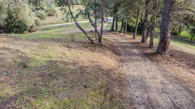 13171 Ridge Ct, Sutter Creek, CA 95685