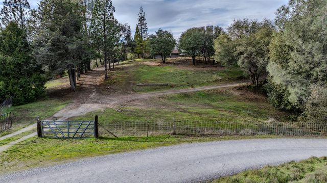 13171 Ridge Ct, Sutter Creek, CA 95685