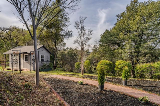 13171 Ridge Ct, Sutter Creek, CA 95685