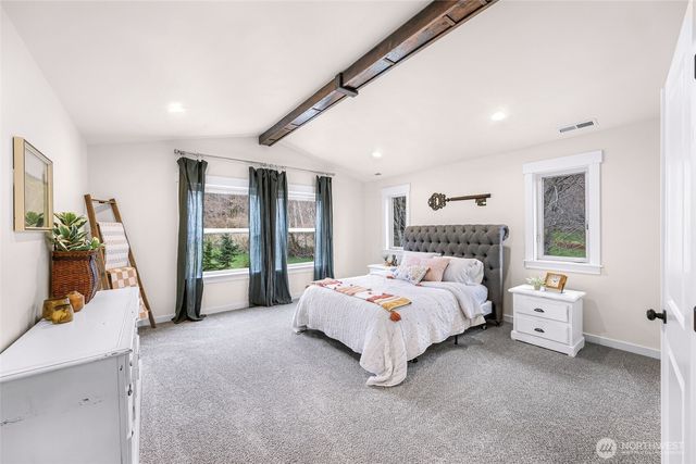 23066 Sagers Lane, Mount Vernon, WA 98274