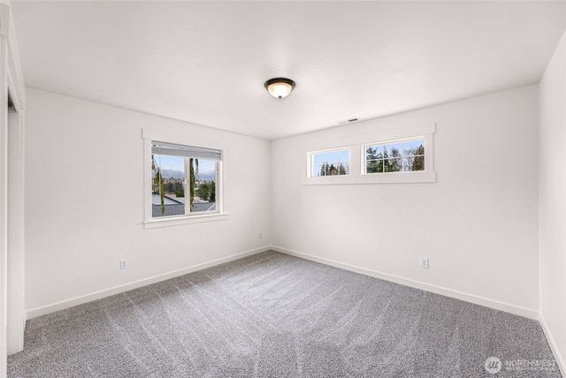 23066 Sagers Lane, Mount Vernon, WA 98274