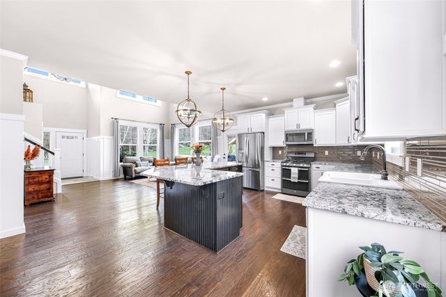 23066 Sagers Lane, Mount Vernon, WA 98274