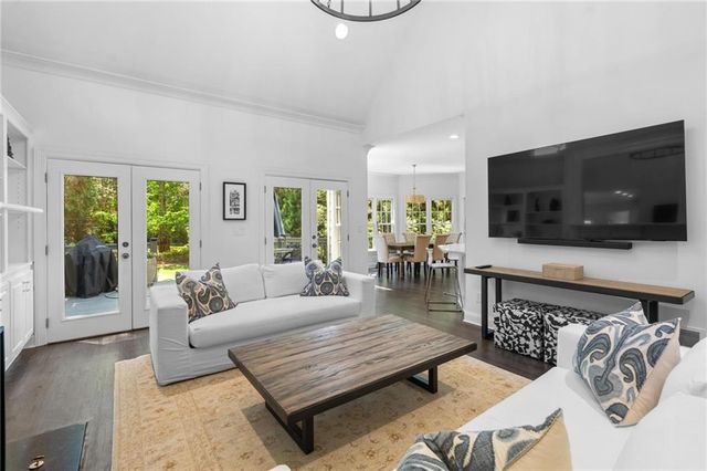 3972 Wieuca Road NE, Atlanta, GA 30342