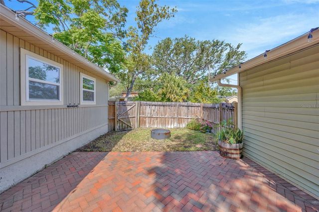 1155 WITHLACOOCHEE STREET, Safety Harbor, FL 34695