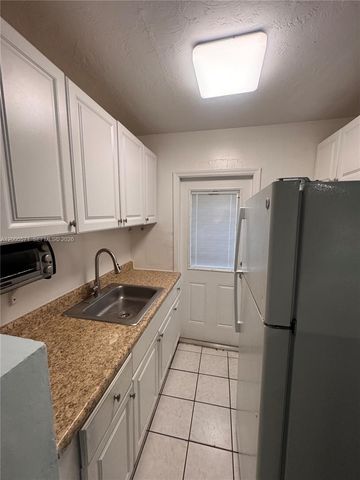 2900 N Ocean Blvd 1, Fort Lauderdale, FL 33308