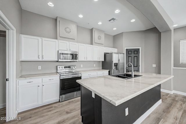 42424 N GAVILAN PEAK Parkway 52206, Anthem, AZ 85086