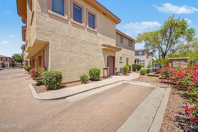 42424 N GAVILAN PEAK Parkway 52206, Anthem, AZ 85086