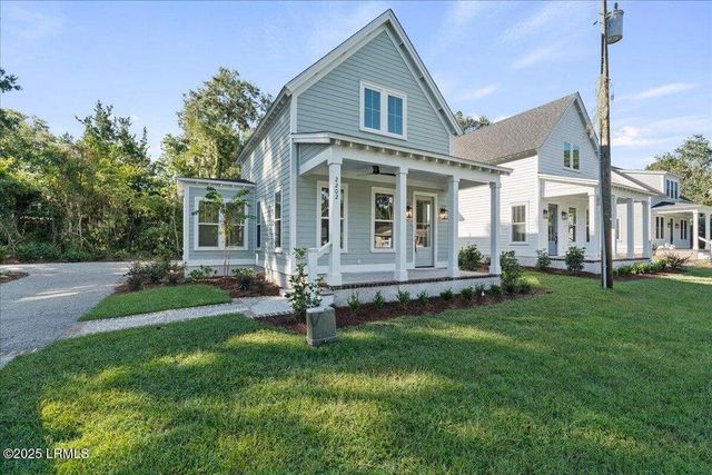 2202 National Street, Beaufort, SC 29902