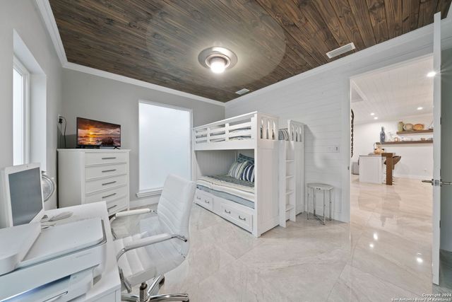 757 County Road 262, Mico, TX 78056