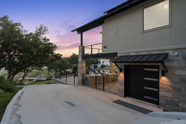 757 County Road 262, Mico, TX 78056