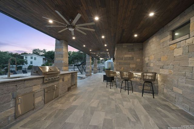 757 County Road 262, Mico, TX 78056