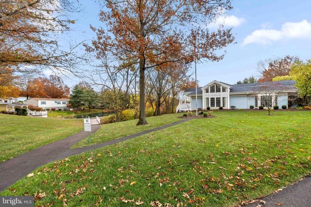 10 QUEEN ANNE WAY, Souderton, PA 18964