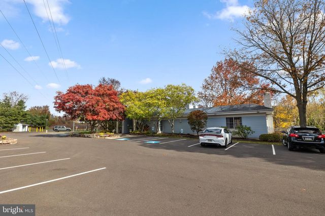 10 QUEEN ANNE WAY, Souderton, PA 18964