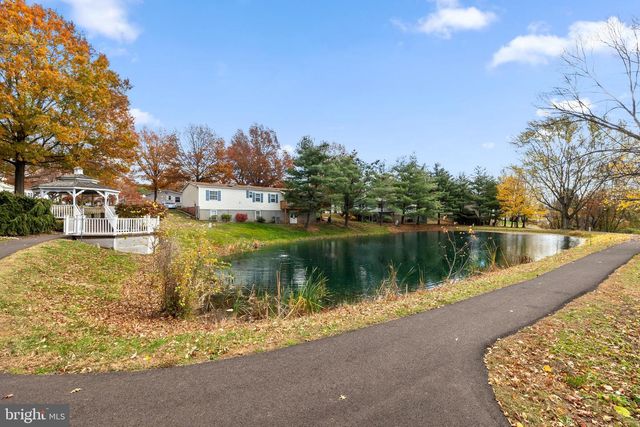 10 QUEEN ANNE WAY, Souderton, PA 18964