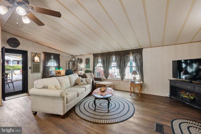 10 QUEEN ANNE WAY, Souderton, PA 18964