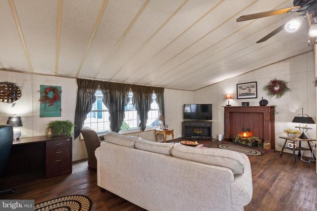 10 QUEEN ANNE WAY, Souderton, PA 18964