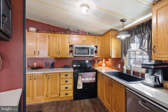 10 QUEEN ANNE WAY, Souderton, PA 18964