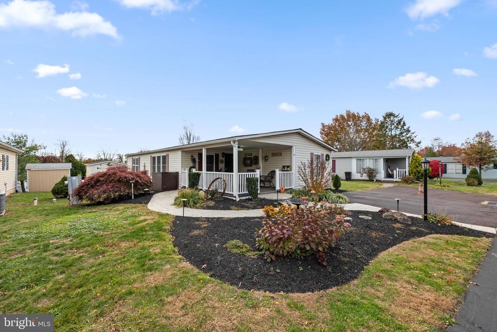 10 QUEEN ANNE WAY, Souderton, PA 18964