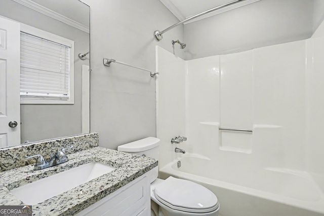 2221 Davis Oaks Court, Stone Mountain, GA 30087