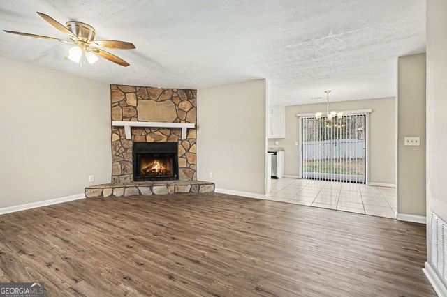 2221 Davis Oaks Court, Stone Mountain, GA 30087