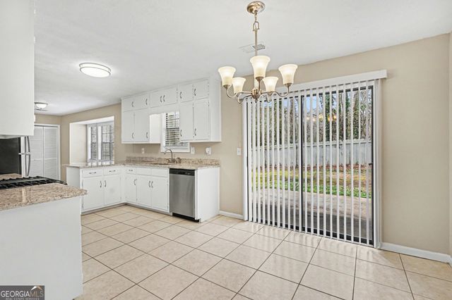 2221 Davis Oaks Court, Stone Mountain, GA 30087