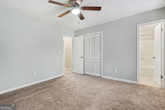 2221 Davis Oaks Court, Stone Mountain, GA 30087