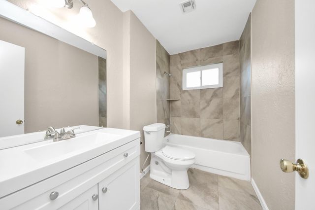 4918 Monteith Drive, Spring, TX 77373