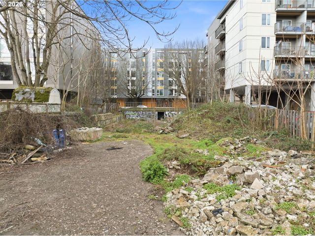 4121 Ne GRAND Ave, Portland, OR 97211