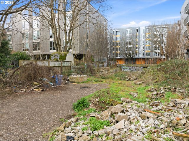 4121 Ne GRAND Ave, Portland, OR 97211