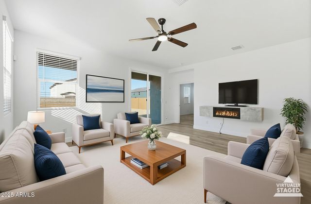 38030 N FRONT RUNNER Lane, San Tan Valley, AZ 85140