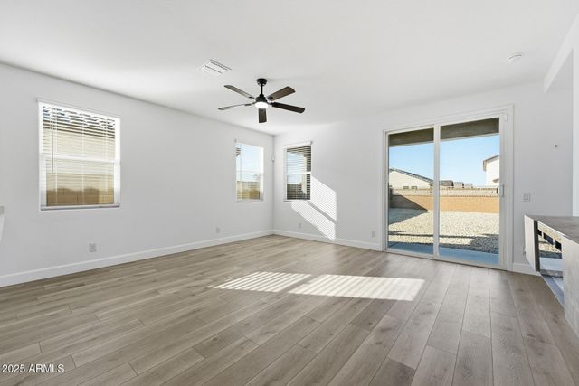 38030 N FRONT RUNNER Lane, San Tan Valley, AZ 85140