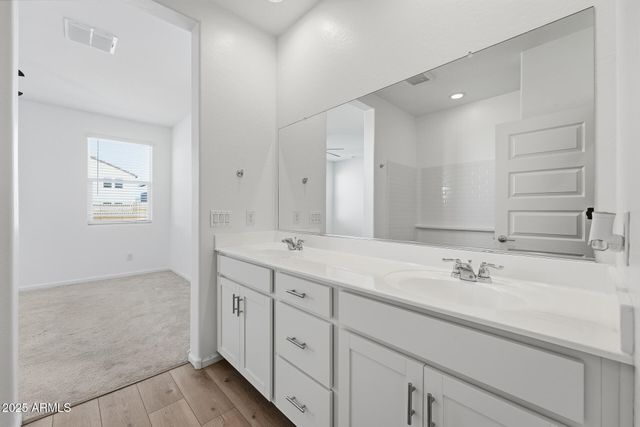 38030 N FRONT RUNNER Lane, San Tan Valley, AZ 85140