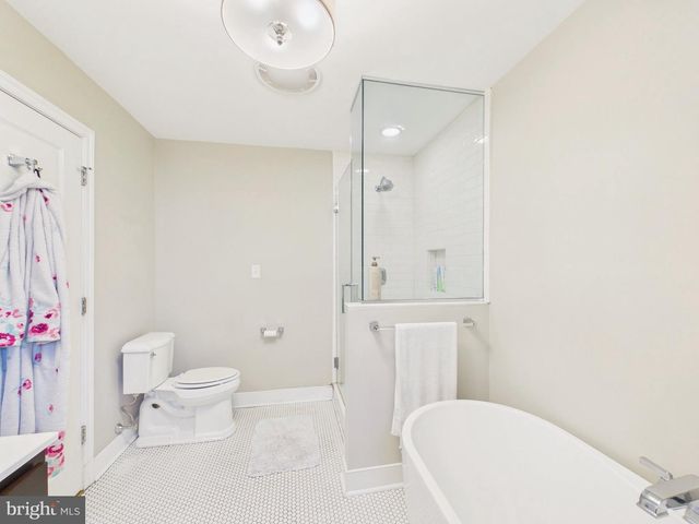 2932 GREEN ST, Harrisburg, PA 17110