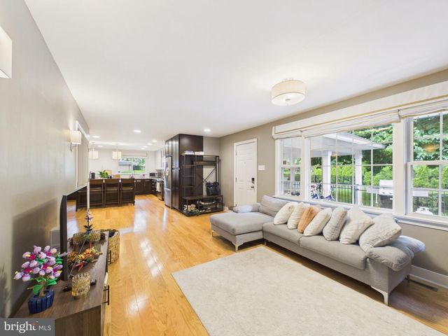 2932 GREEN ST, Harrisburg, PA 17110