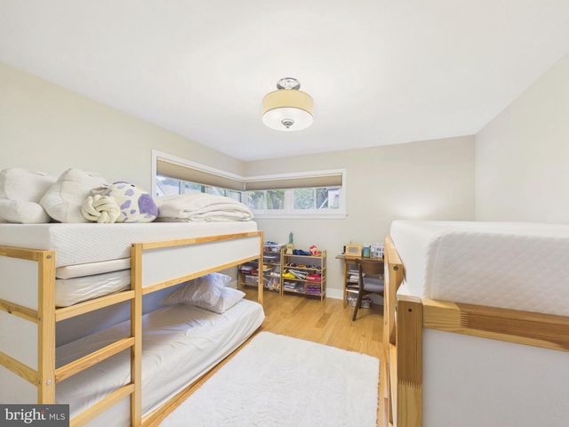 2932 GREEN ST, Harrisburg, PA 17110