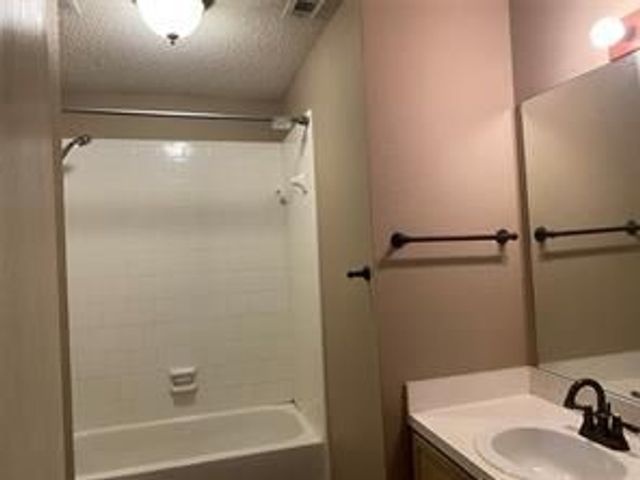 4211 Falcon Drive, Sherman, TX 75092